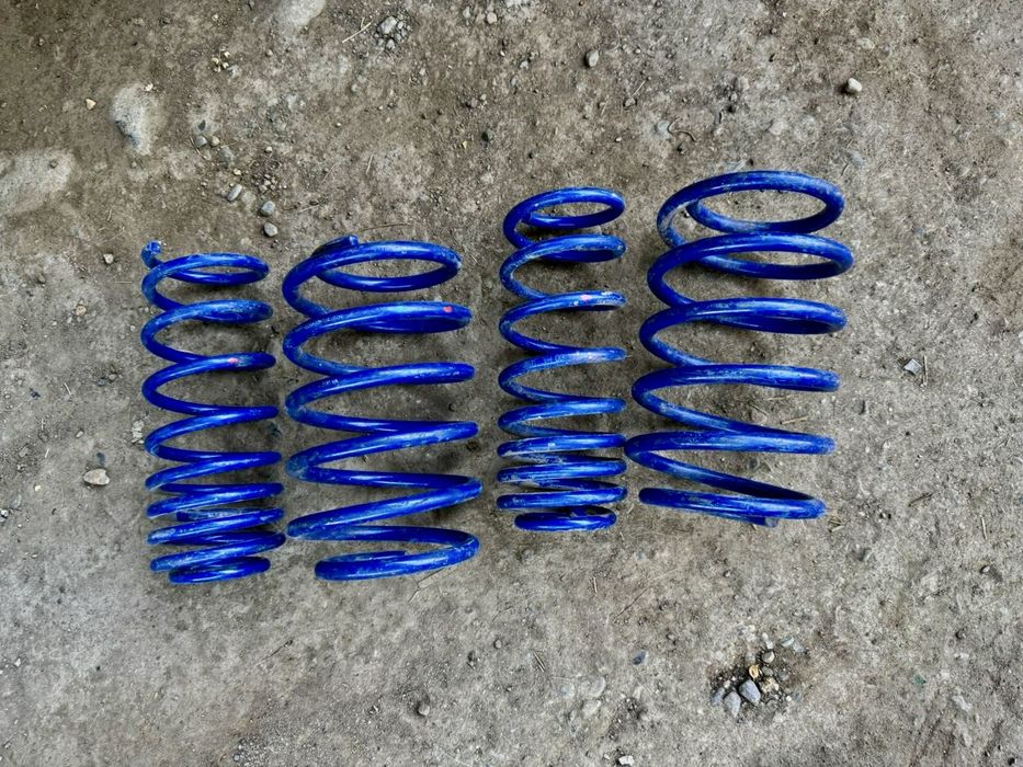 Пружины с занижением на Audi 100/A6 (C4)