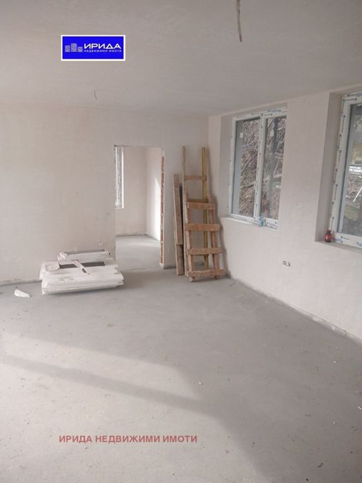 Продава се Тристаен апартамент в София, Княжево - 102 кв.м за 1000 €/кв.м - Снимка #2