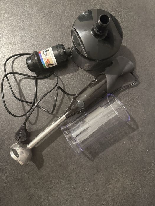 Mixer vertical Bosch 1000W + vidat