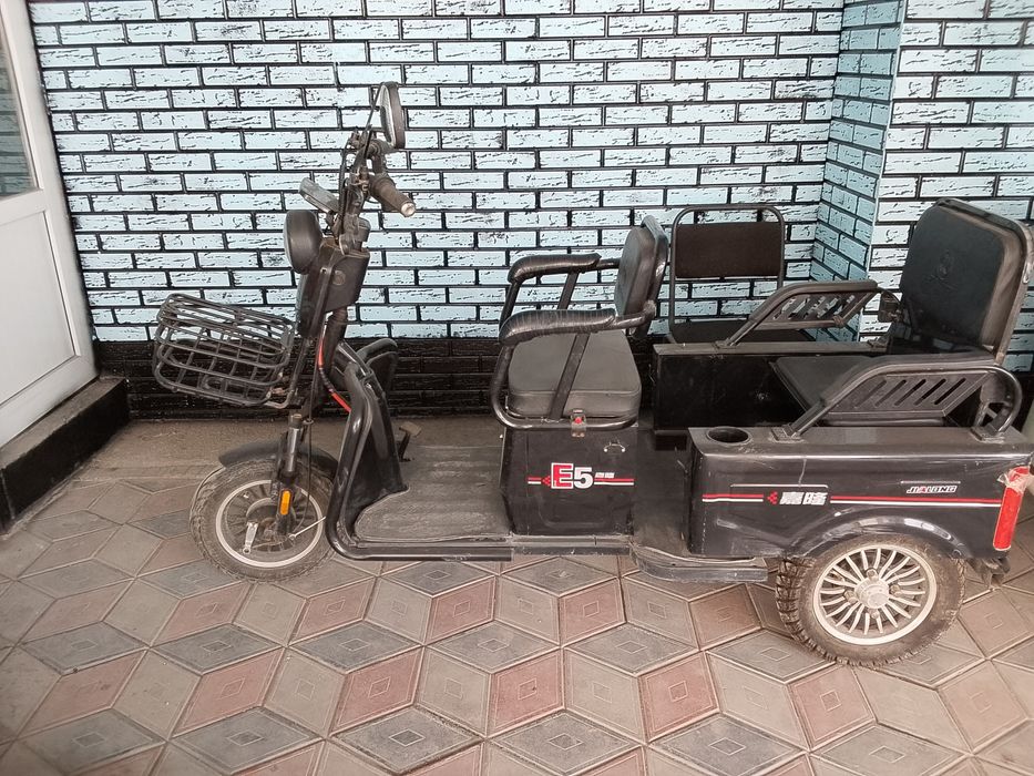 Продам электромапед трёхколёсный