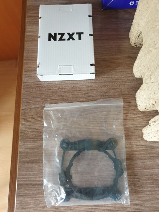 Кулер NZXT Kraken x42