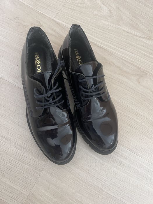 Продам туфли