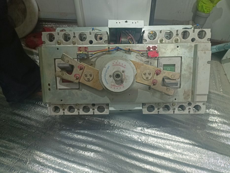 Аввр сотилади холти яахши рабочи оладиган одам телефон килсун