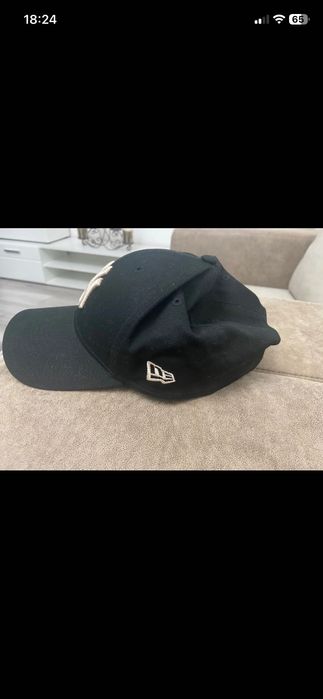 Vând Șapcă New Era