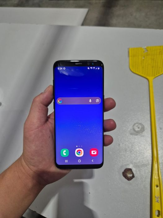 Samsung S8 с небольшим минусом
