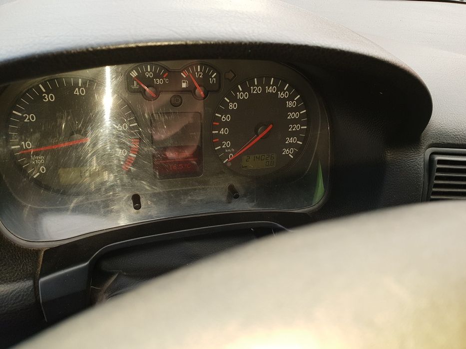 Фолксваген Голф 4 1.6 на части