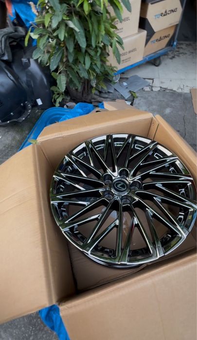 Диски R19 Lexus Toyota