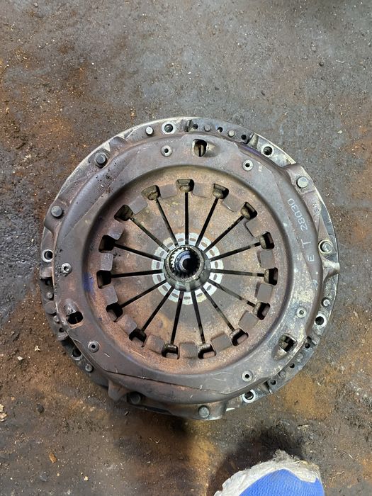 Комплект сцепления hilux 2kd