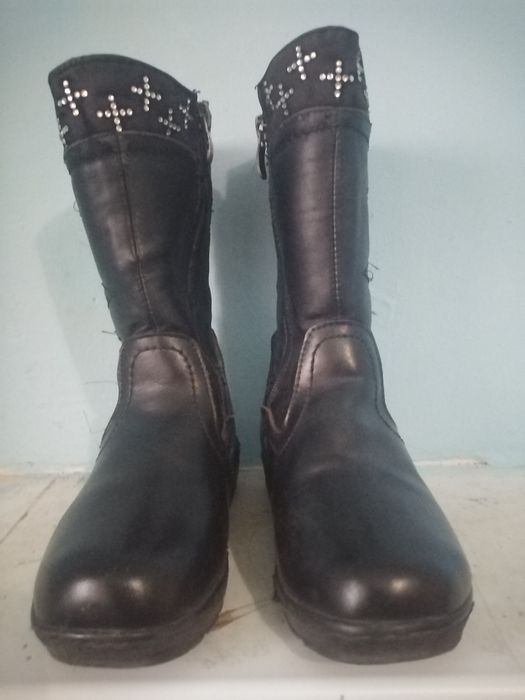 Продам Зимние сапожки