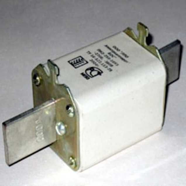 Плавкие вставки предохранители фарфоровые