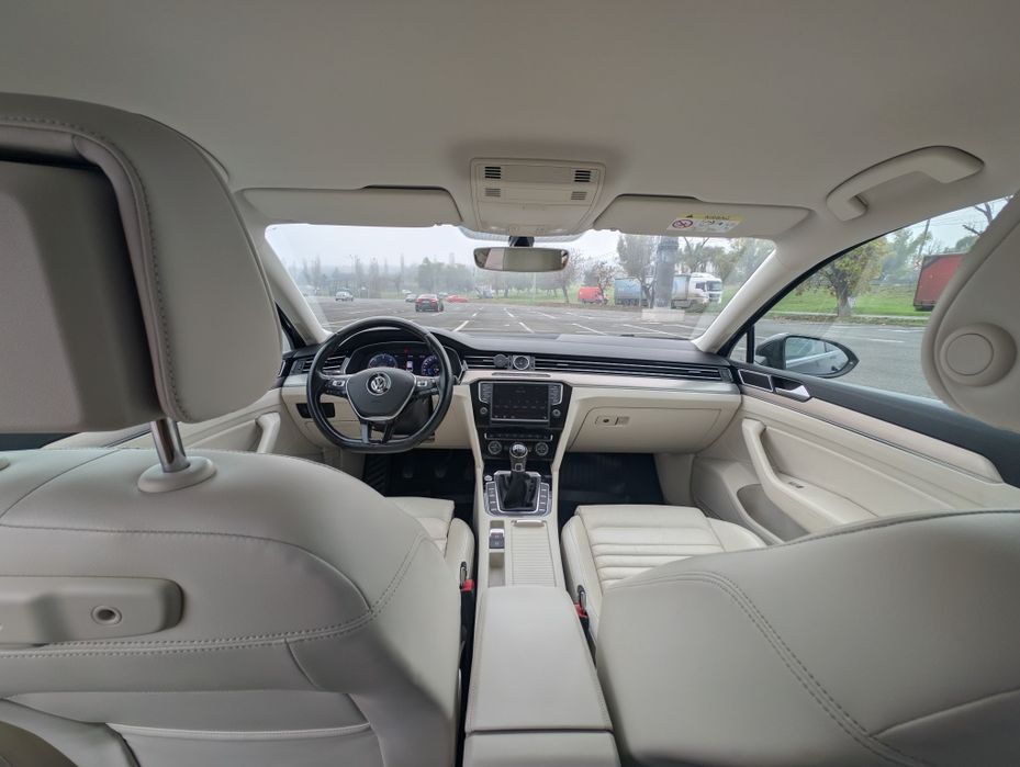 Volkswagen Passat B8 – R-Line Exterior – Piele Vienna – Virtual Cockpi