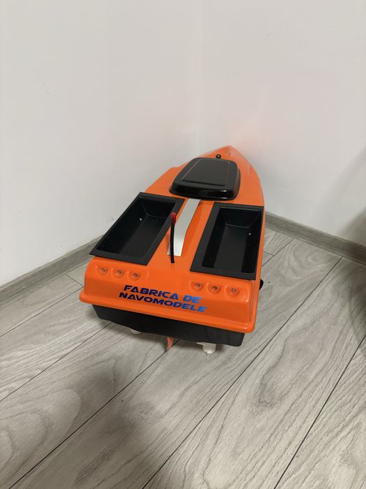 NAVOMODEL  aproape nou