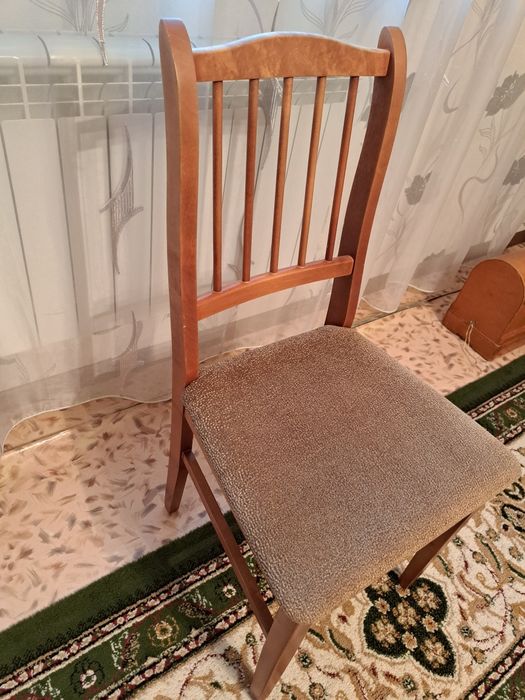 Продам стулья 4 шт