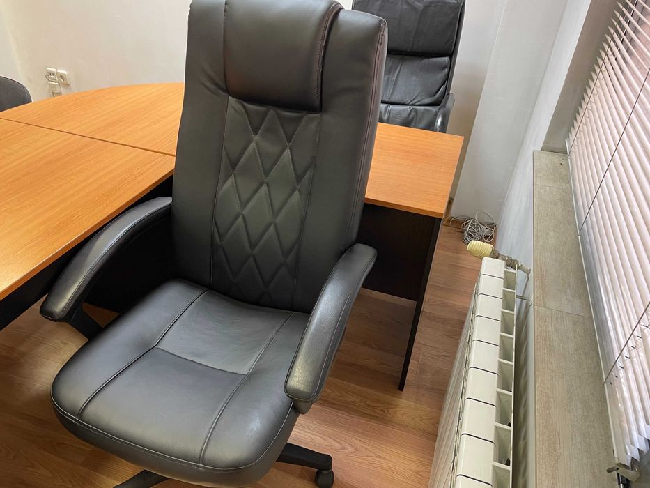 Дава се под наем Офис в София, Център - 100 кв.м за 660 € - Снимка #14