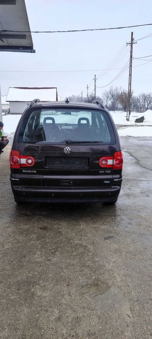 Dezmembrez volkswagen sharan 2.0 BRT cutie manuala 6t JBN culoare LB4V