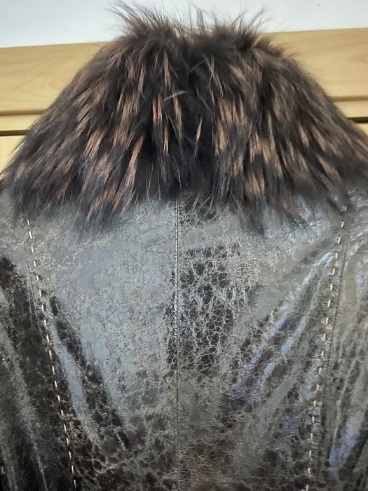 Haină  piele cu guler vulpe/M-L