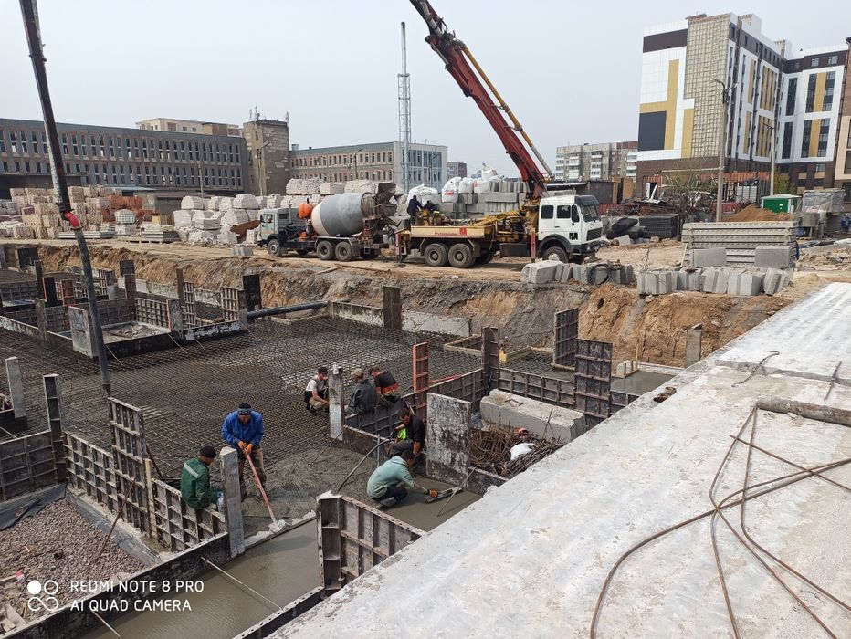 Монолитчики  Бетонщики