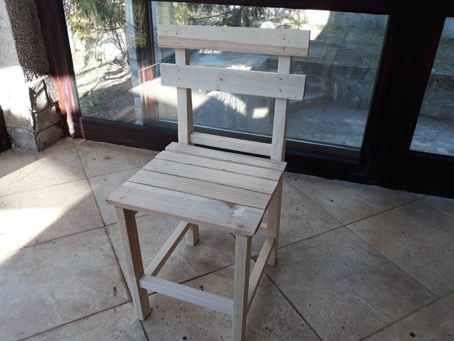 Дървено столче за деца и възрастни