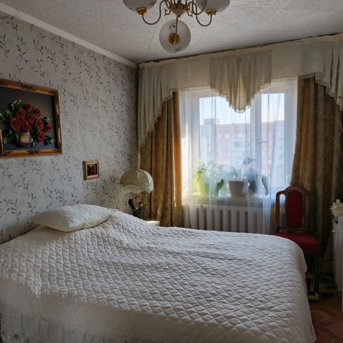 Продам 4х комнатную квартиру