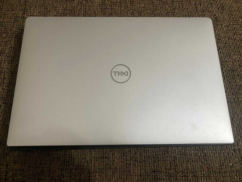 Laptop Ultra-portabil DELL XPS 13 9305