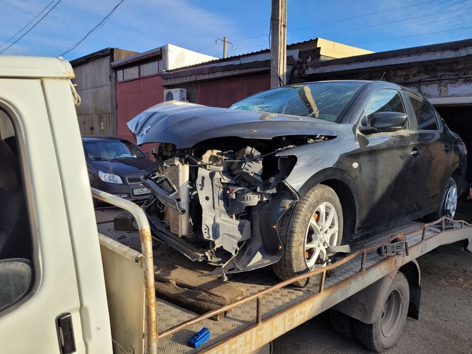 Пежо 301 по запчастям.