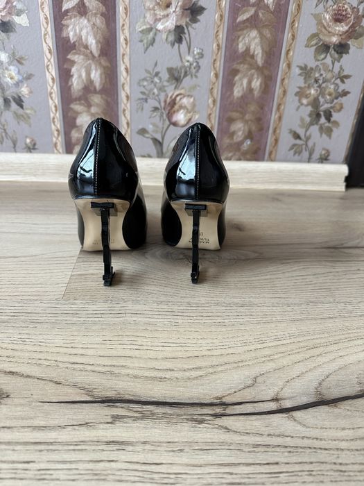 Обувки официални висок ток