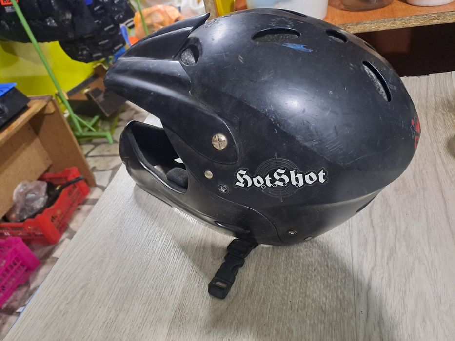 Мото шлем эндуро