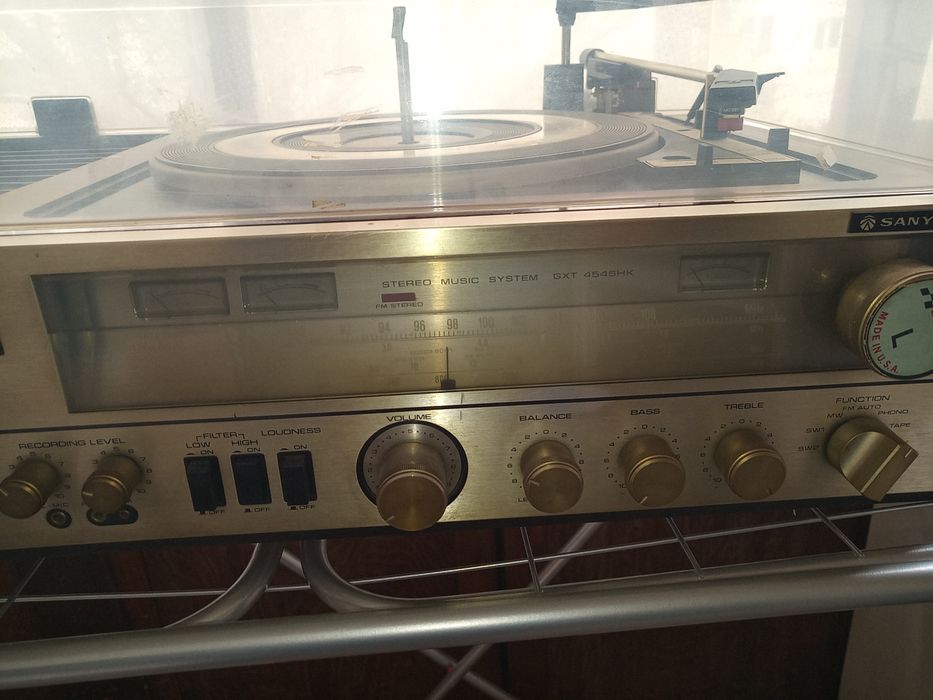 Музикален комбаин