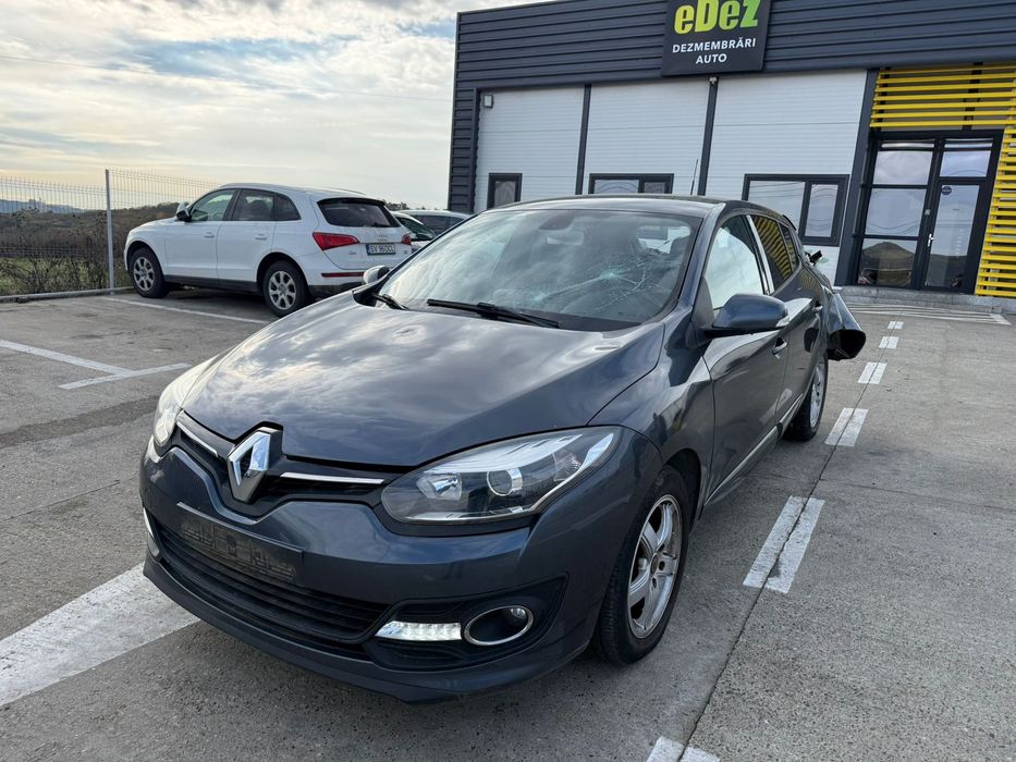 Dezmembrez / Dezmembrari / Piese / Accesorii Renault megane 3 facelift 2015 1.5 dci 110 cp stanga