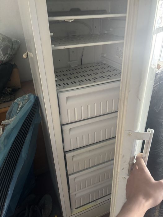 Холодильник на разбор на запчасти