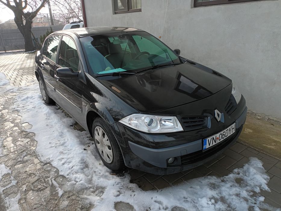 Vând Ranault megan2