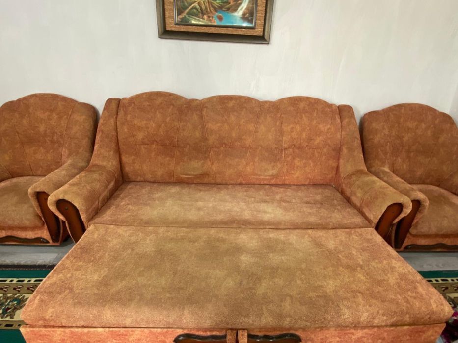Продам диван и кресло