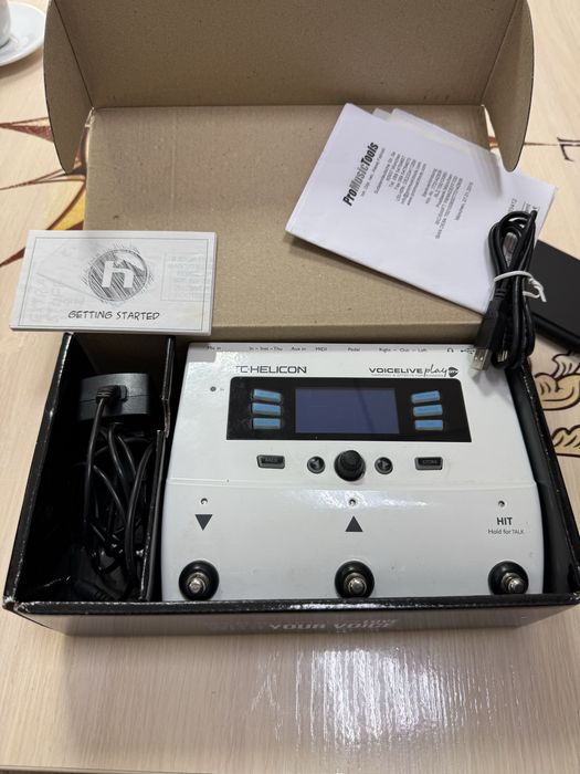 Вокальный процессор TC-Helicon VoiceLive Play GTX