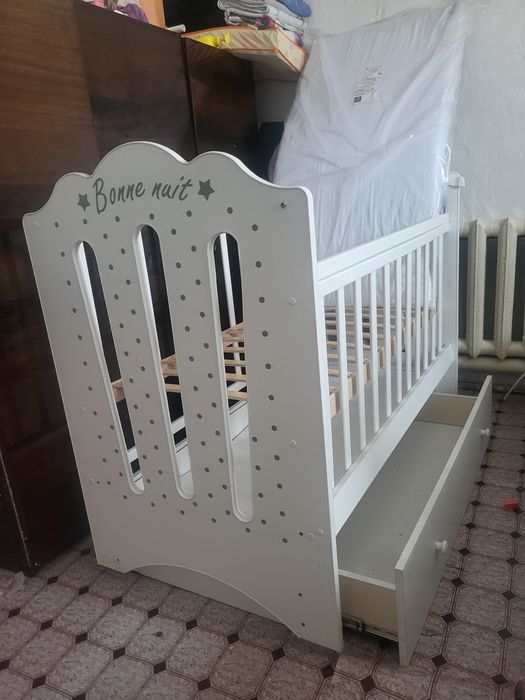 Манеж матрасымен.