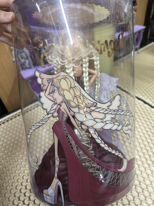 Продам куклу Братц!