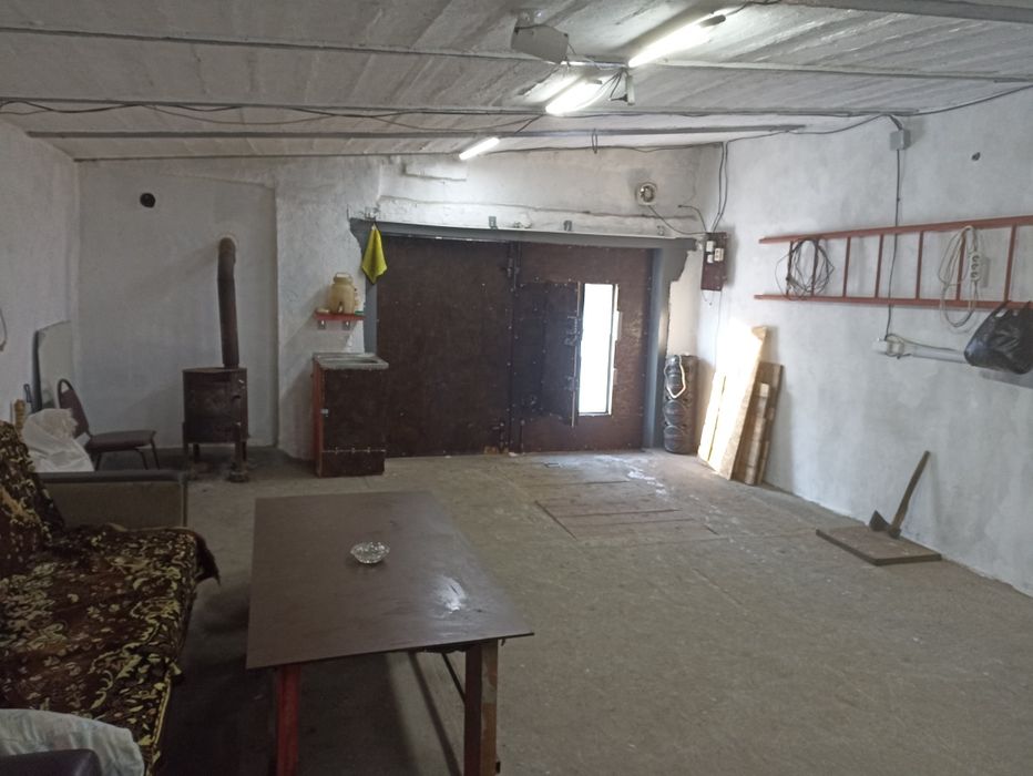 Продаётся гараж.