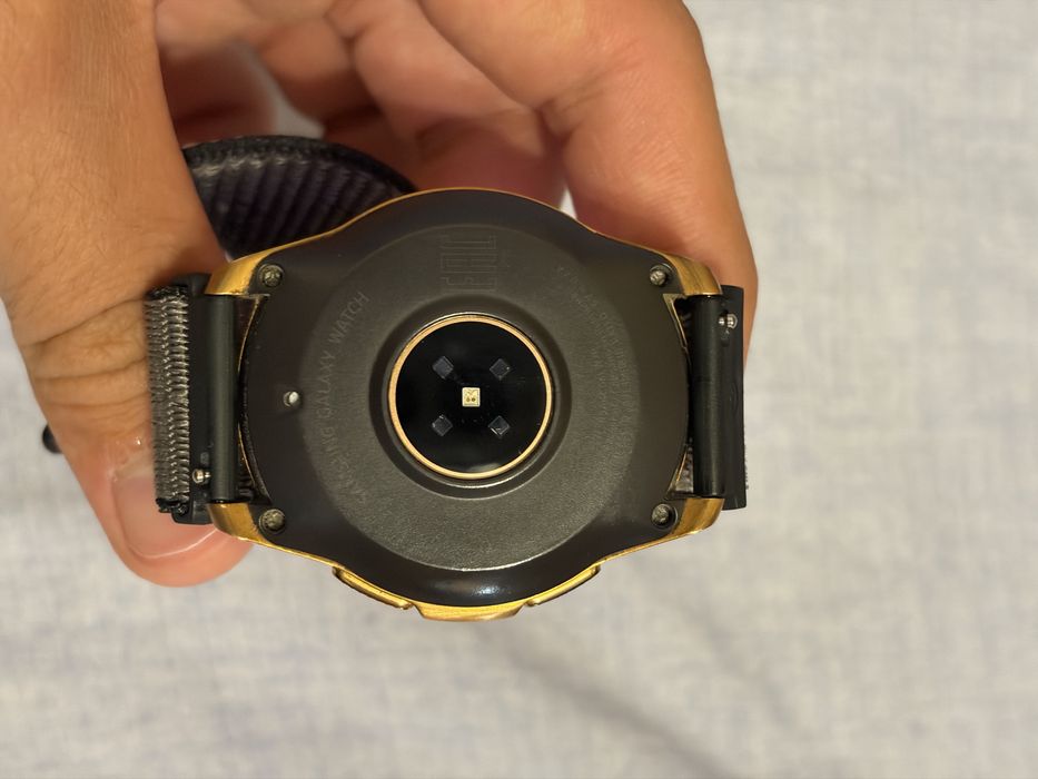 Часы Galaxy Watch