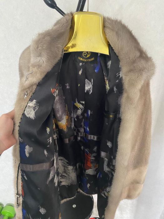 Продам норковую шубу