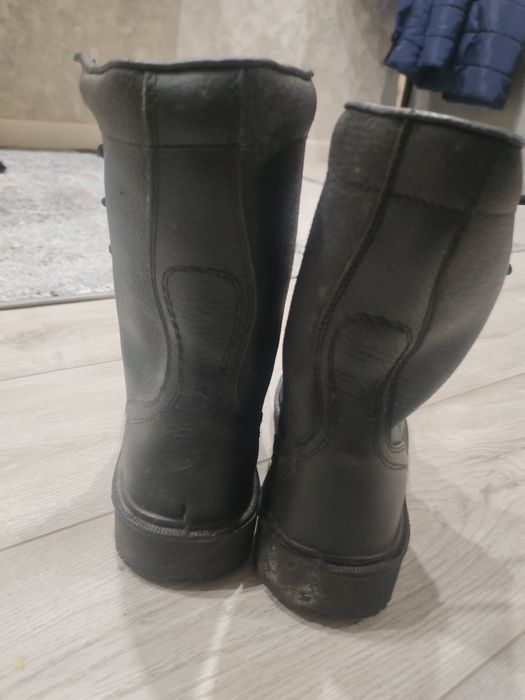 Продам Берцы новые