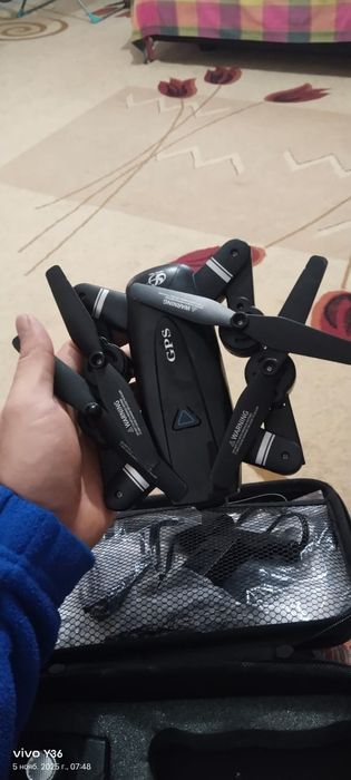 Дрон квадрокоптер продам