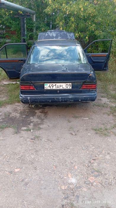 Продам Мерседес 124