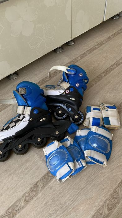 Продам ролики/роликовые коньки