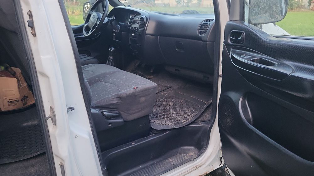 Hyunadi  H-1  на части