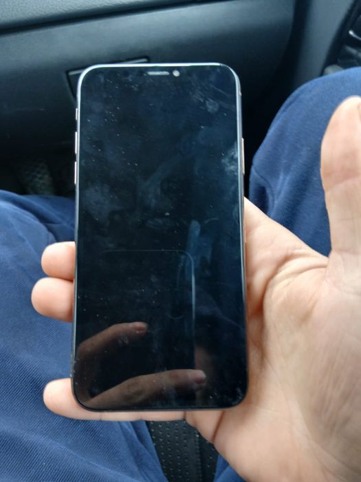 Продам Айфон хс в оличном состояний