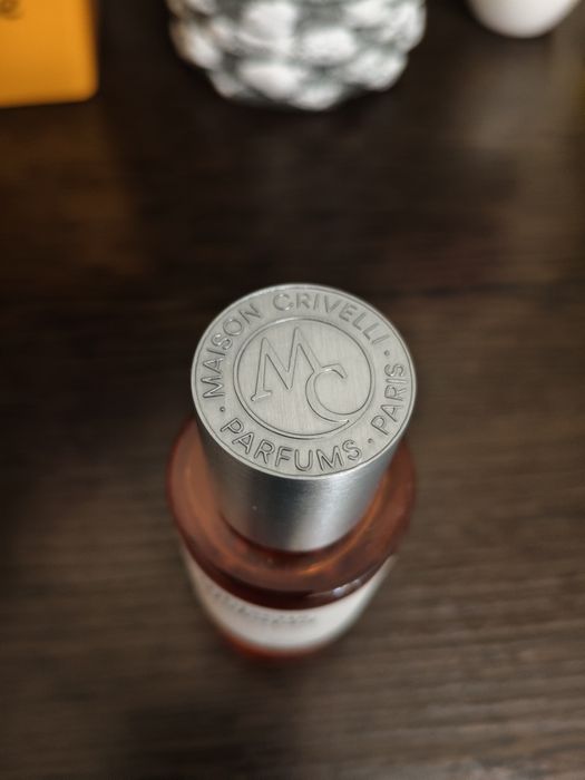 Парфюм Hibiscus Mahajad by Maison Crivelli