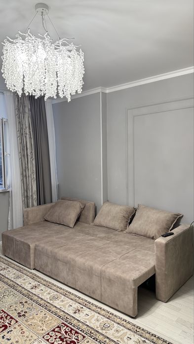 Продам диван почти новая