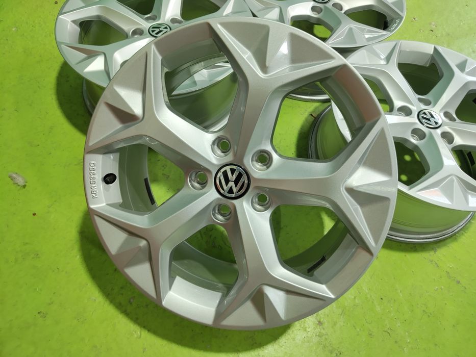 17 5x112 Vw Passat Touran Caddy Golf Skoda Audi Seat 5х112