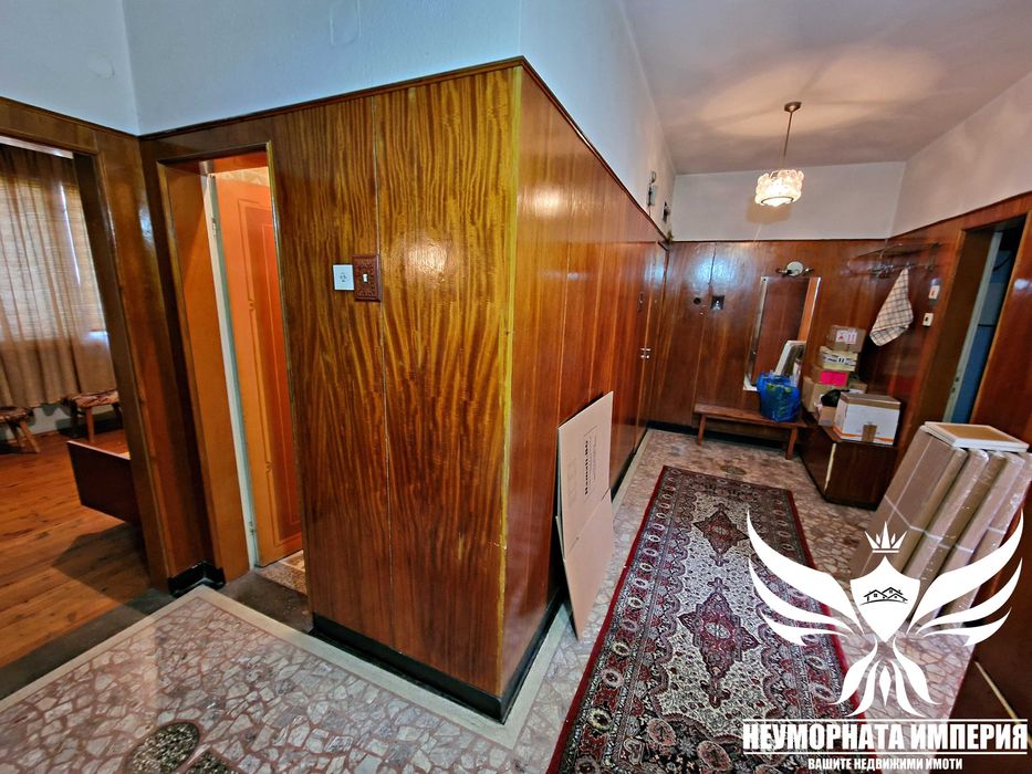 Дава се под наем Четиристаен апартамент в Асеновград - 105 кв.м за 354.96 € - Снимка #2