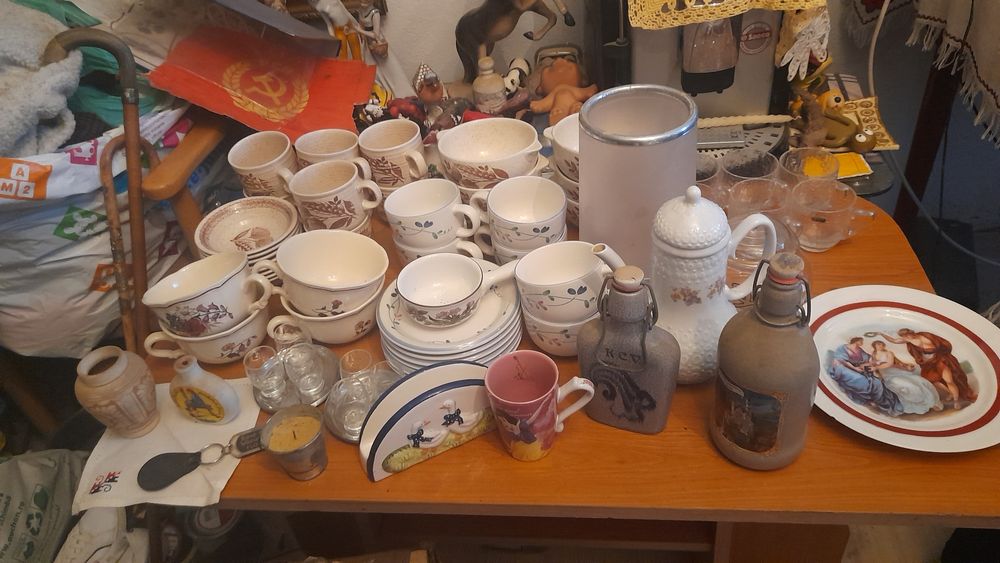 Vesela pahare cristal .statuete etc