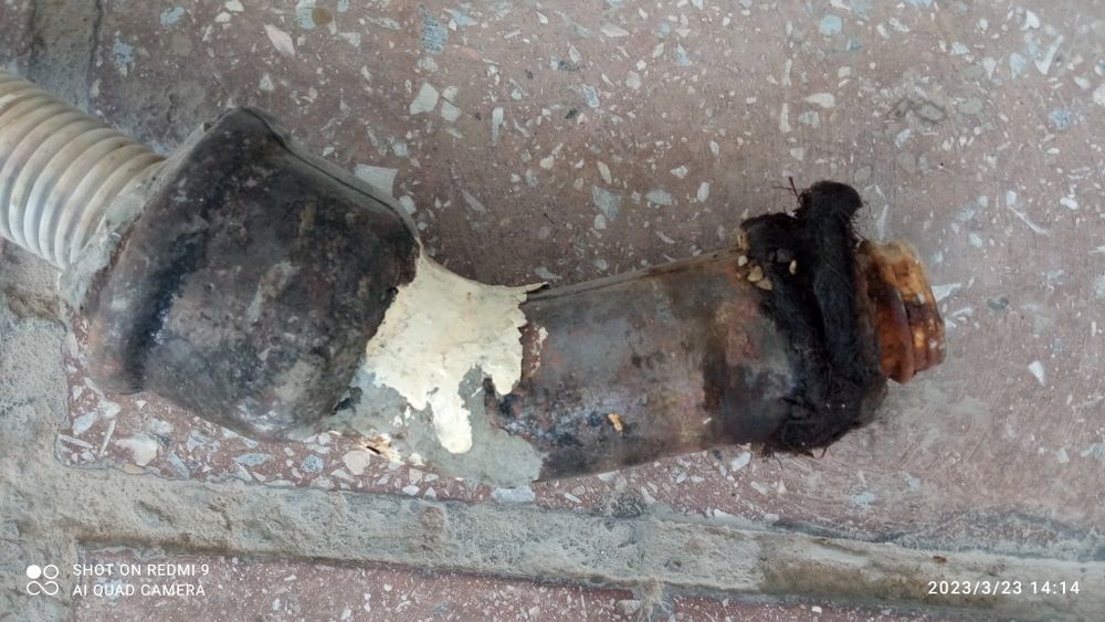 Чугунный патрубок для канализации *